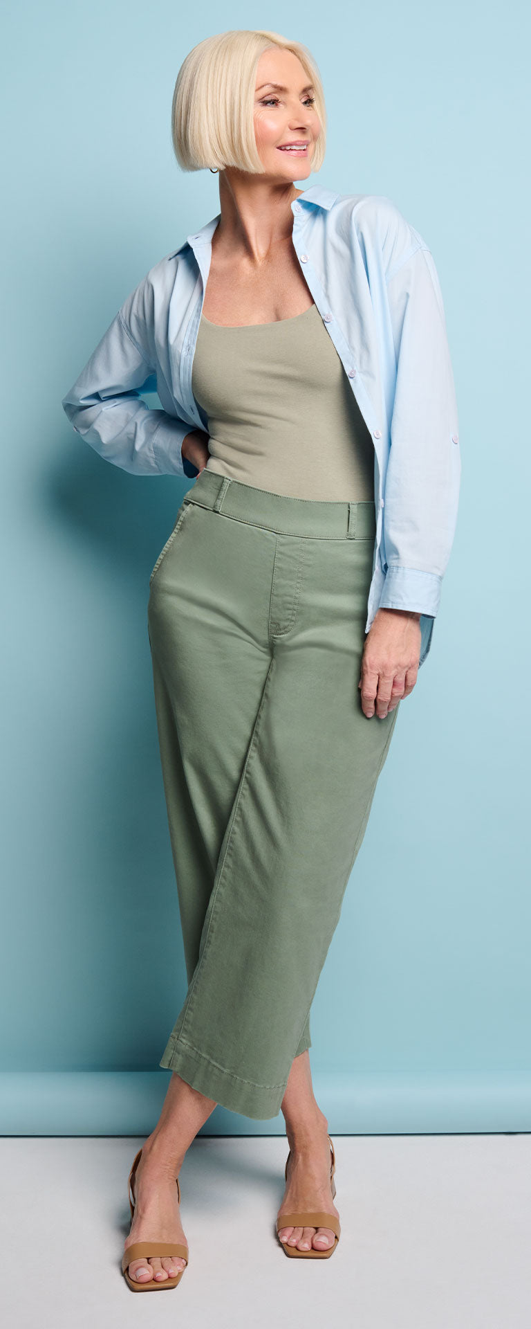 Shape Effect – Gloria Vanderbilt